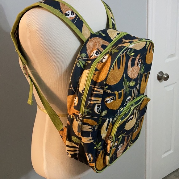 Small Sloth Backpack - Picture 2 of 5